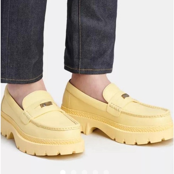 🎈SALE 🥾Coach Men Authentic Yellow Chunk Leather Lug Sole C8331 loafers size 8 - Picture 1 of 7